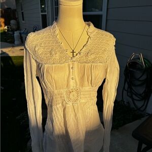 Bebe Cream Crochet Accent Top